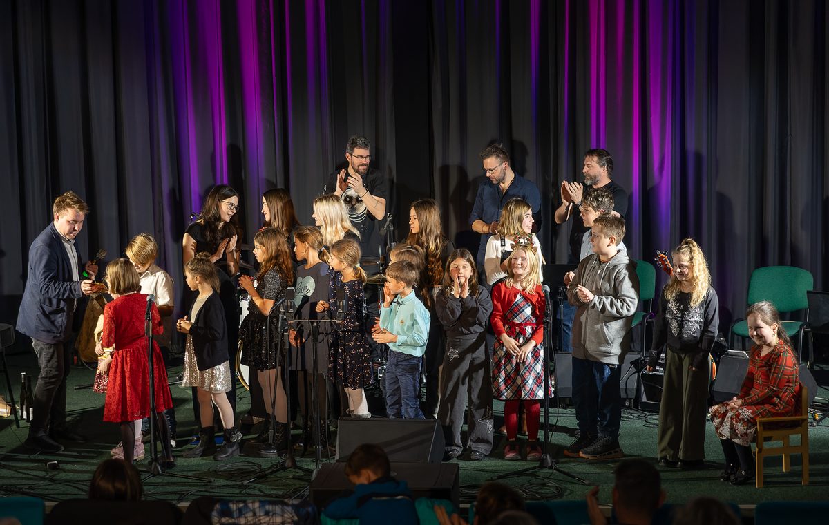 Koncert zpěváků — foto